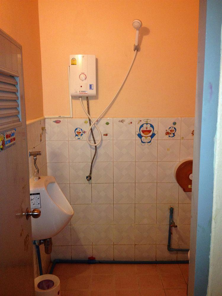Little Austria Tams Guesthouse Чавенг Бийч Екстериор снимка